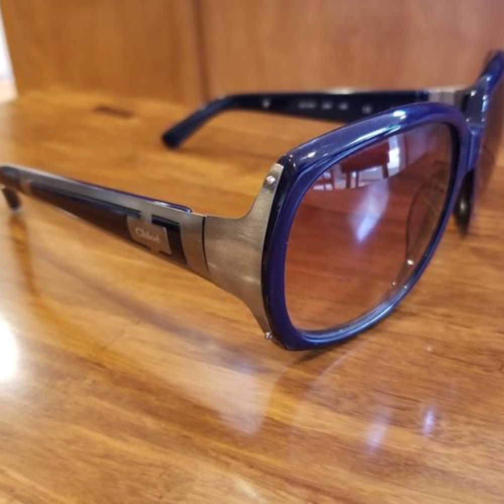 CHLOE Navy Sunglasses